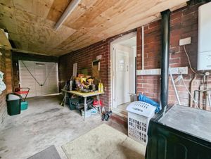 Photo 11- click for photo gallery